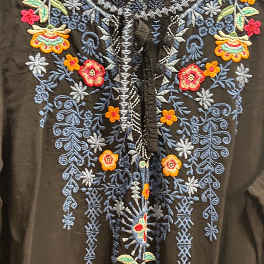 Johnny Was Black lightweight Blouse with Multicolor Embroidery XL tie at neck - Picture 4 of 15